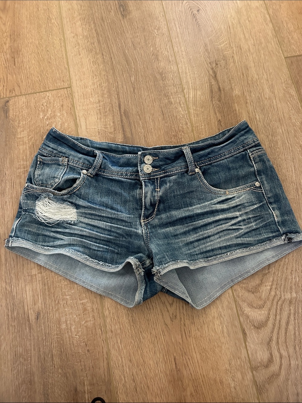 Shorty denim shorts